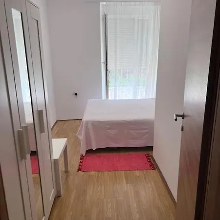Comfy Apartment Premantura Exterior photo